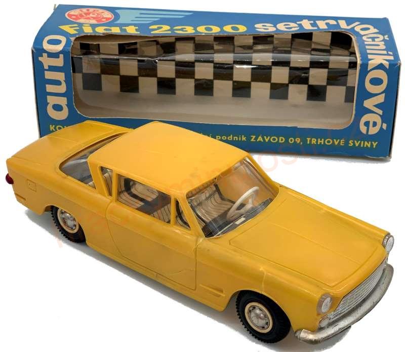Fiat 2300 s ovladačem a na setrvačník