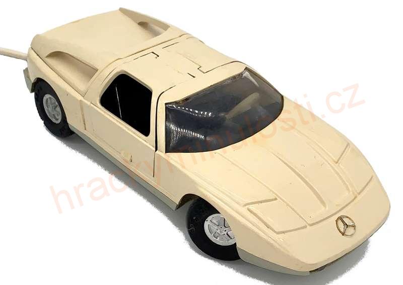 Mercedes C 111 s dálkovým ovládáním